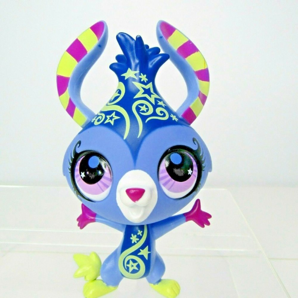 Littlest Pet Shop Bunny Action Figure Blue Wings 5 Inches